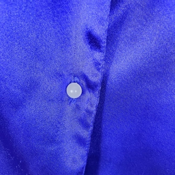 VICTORIA'S SECRET BUTTON FRONT SLEEPWEAR - Picture 3 of 6